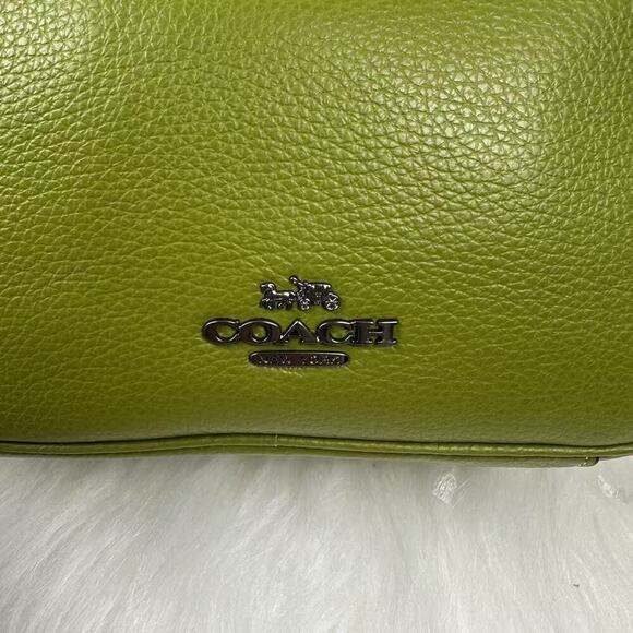 Coach Kailey Shoulder/Crossbody Bag In Leather/Bright Olive CY707 NWT - Picture 10 of 11